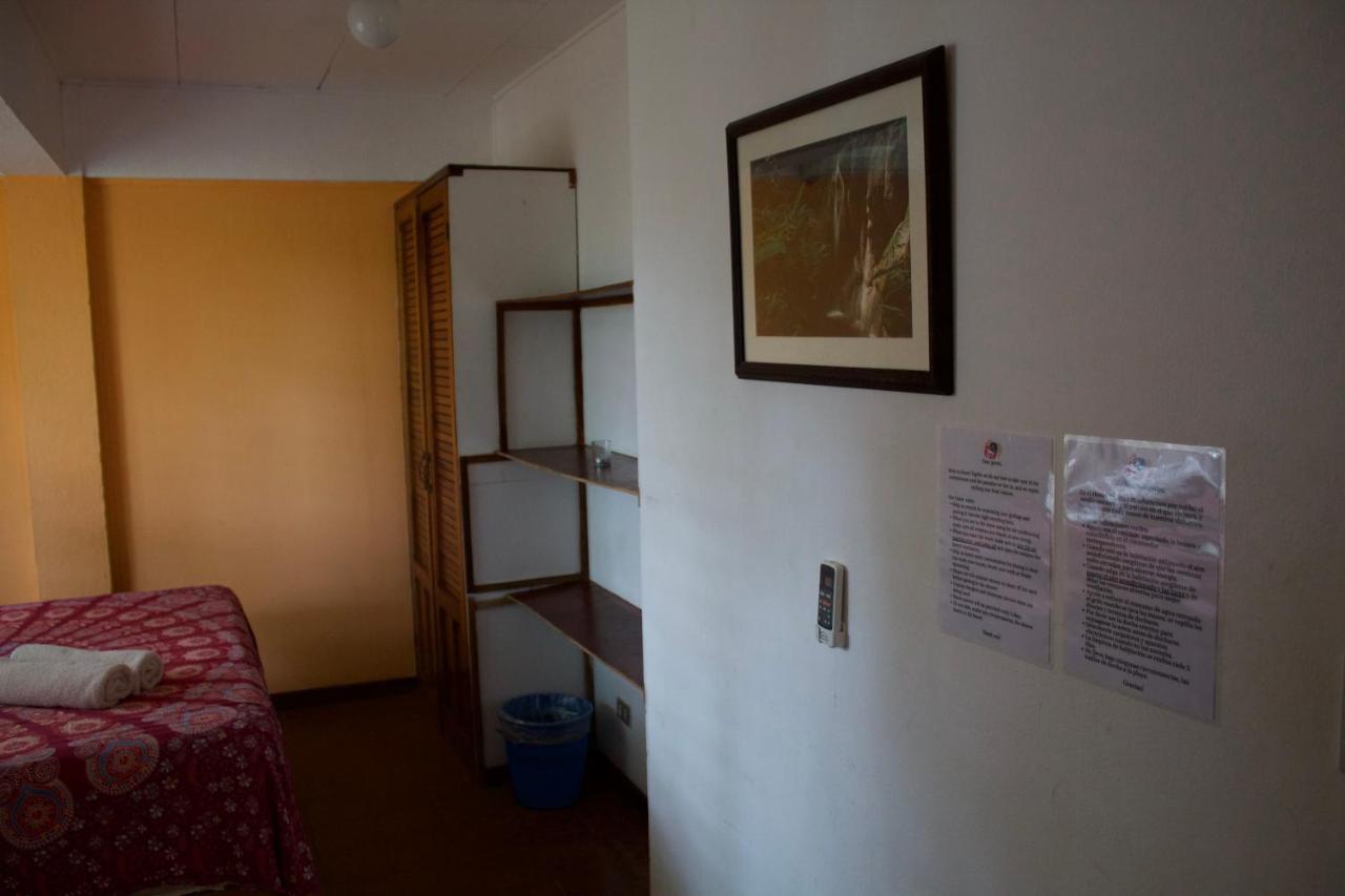 Hostel Tajalín Montezuma Exterior foto